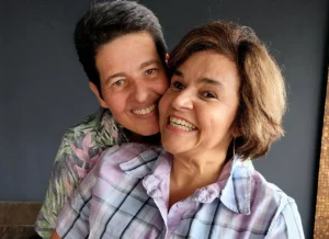 claudia rodrigues esclerose multipla e celulas tronco